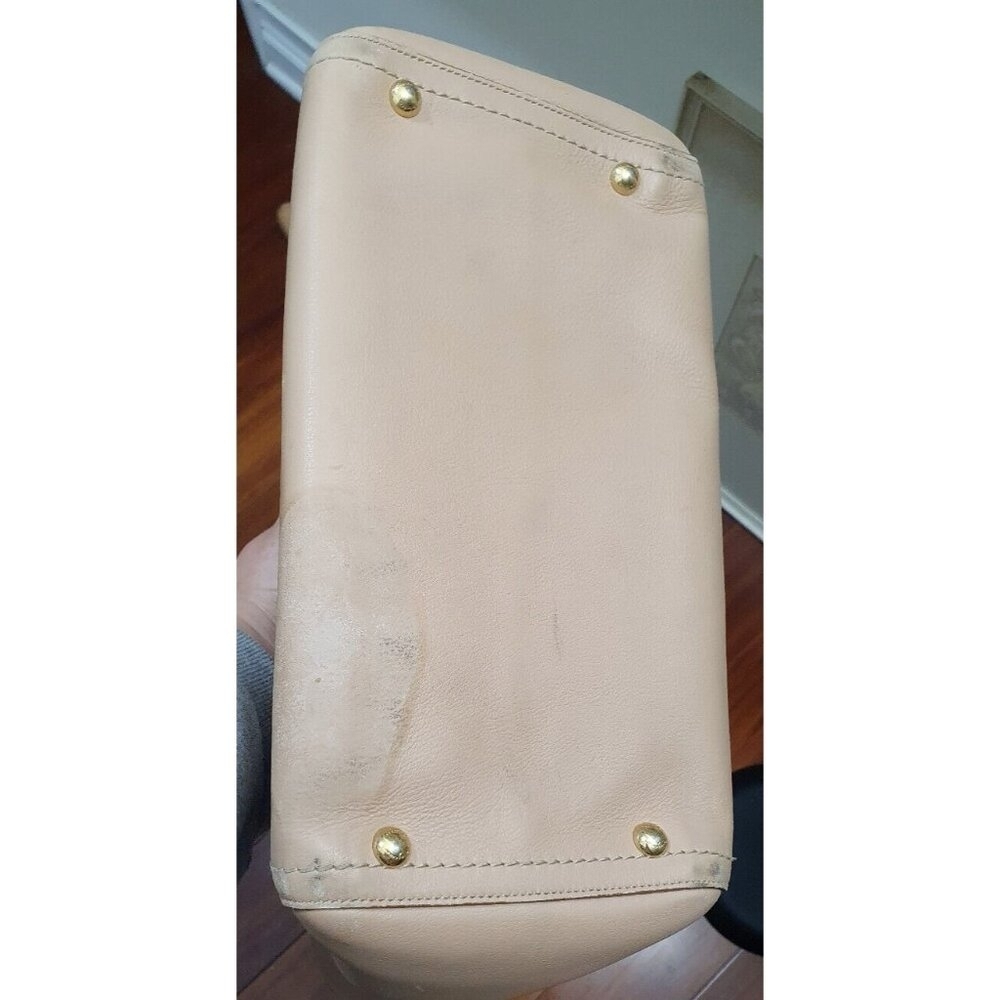 Salvatore Ferragamo Verve Leather BEG  Medium - Picture 12 of 16